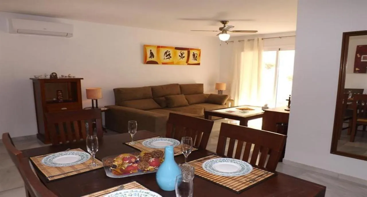 Apartment - 2 Bedrooms With Pool And Wifi - 4229 فوينخيرولا