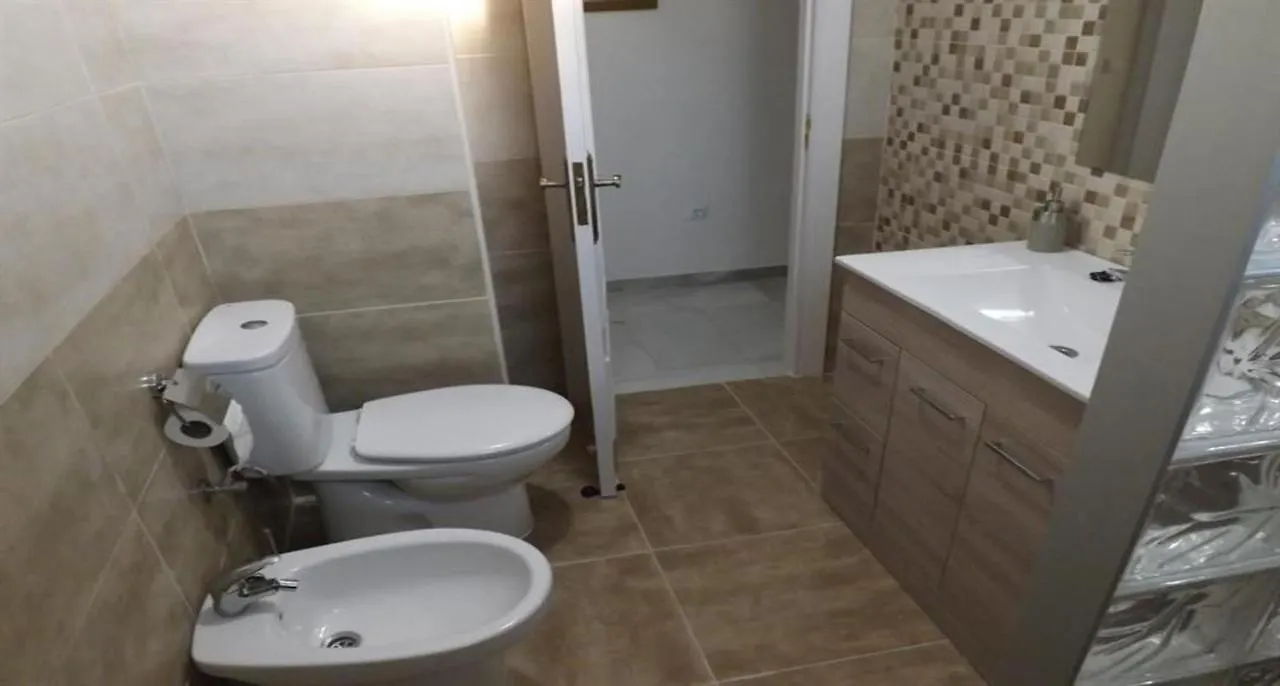 Apartment - 2 Bedrooms With Pool And Wifi - 4229 فوينخيرولا